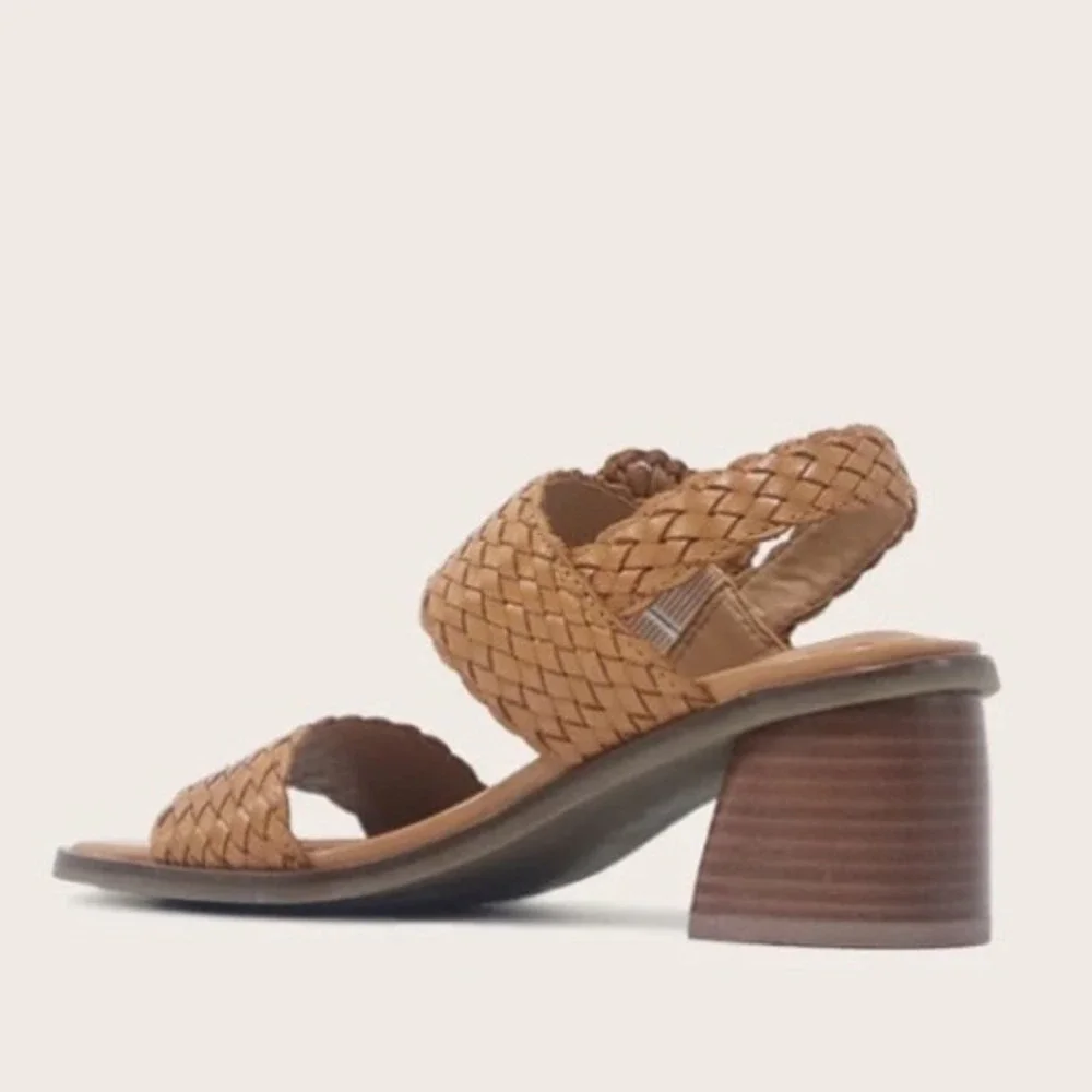 Gentle Souls Madylyn woven Leather Block Heel Sandals Cognac Brown Size 9